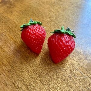 🍓Strawberry Earrings🍓